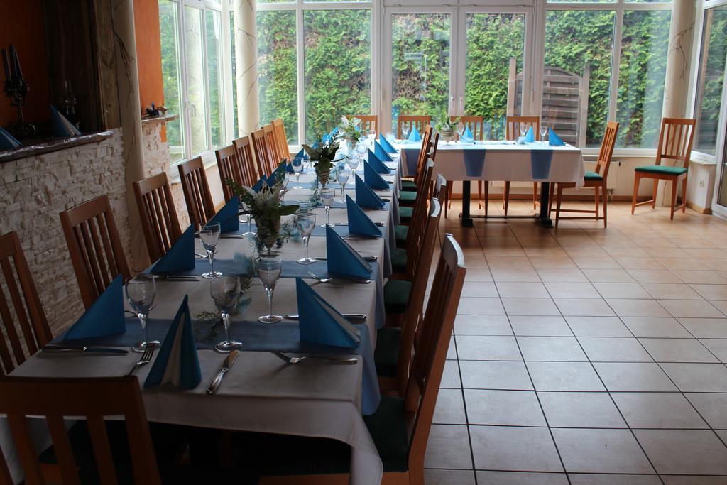 Hotel Zum Goldenen Wagen Maulburg Екстер'єр фото